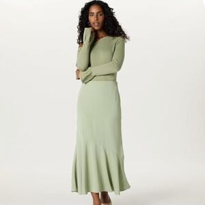 Women’s Maxi Skirt M NWT Flowy Long Lined Lightweight Boho Minimalist